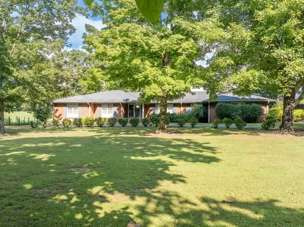 8300 County Road 71, Lexington, AL 35648