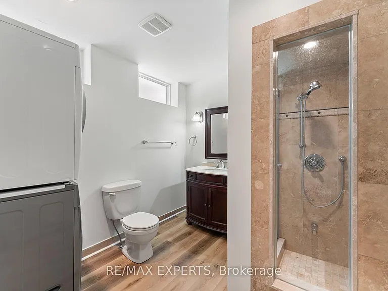 100 Hesp Dr #BASEMENT — Photo 16