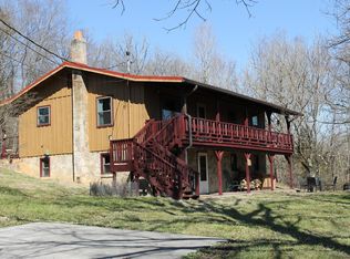 1304 Matthew Hollow Rd, Sevierville, TN 37876