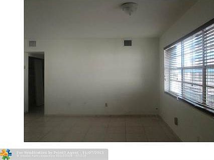 3rd image of 260 Ocean Dr APT 33