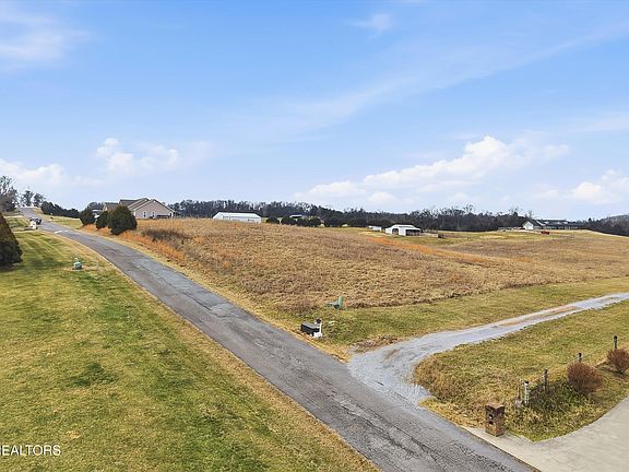 2nd image of 972 Cliff Top Rd