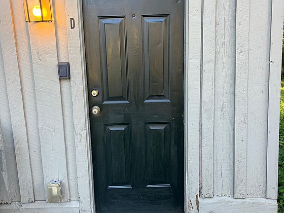3rd image of 711 N Church St APT D