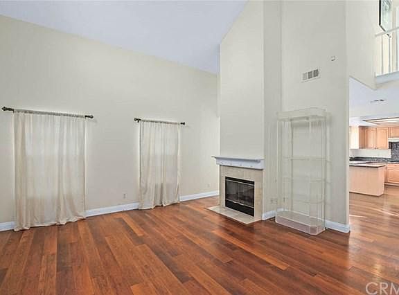 5th image of 323 S Alhambra Ave