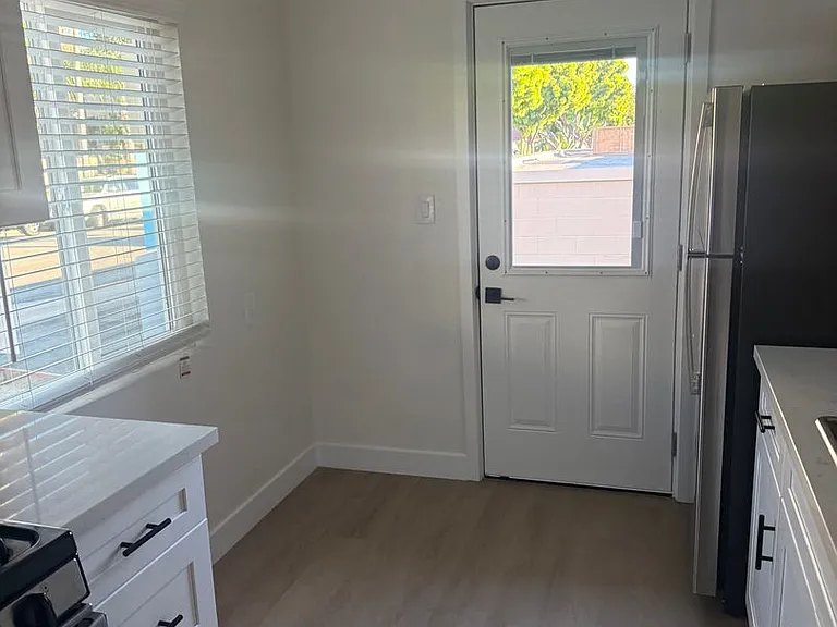 Antone Apartments — Photo 81