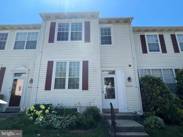 6891 Signature Cir, Alexandria, VA 22310
