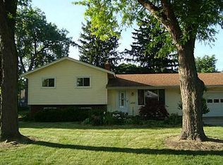1818 Newport Ave, Toledo, OH 43613