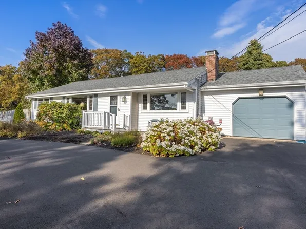 80 Sterling Rd, Barnstable, MA 02630