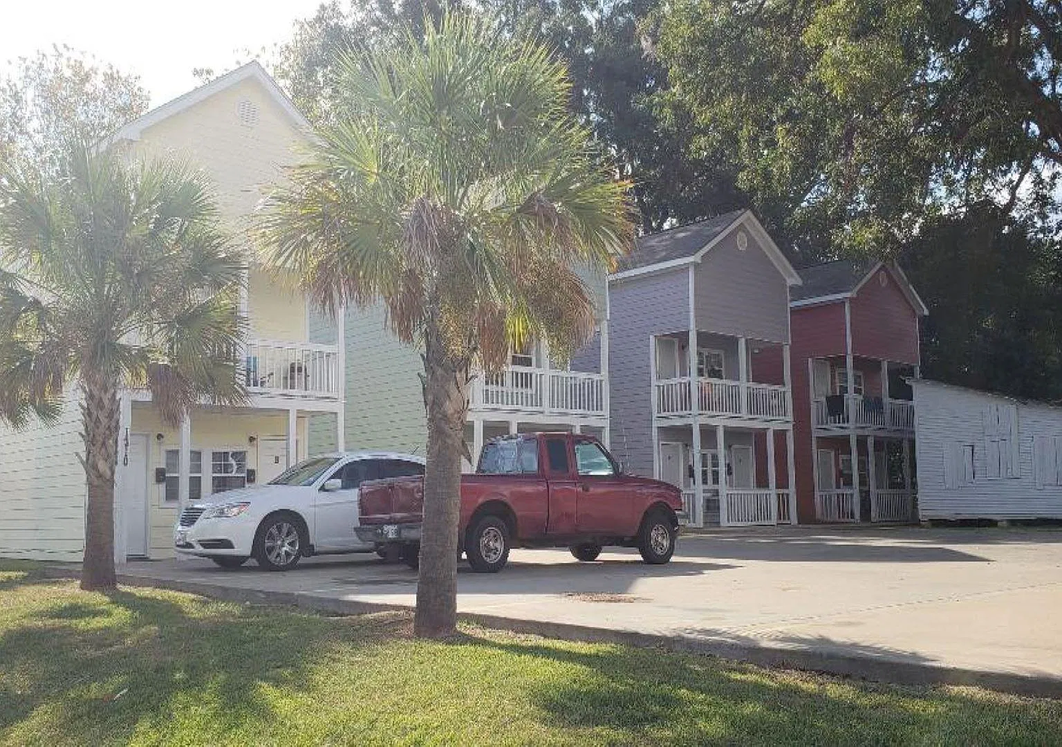 2 bed, $700 — Photo 1