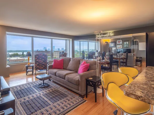 1300 E Lafayette St Unit 902, Detroit, MI 48207