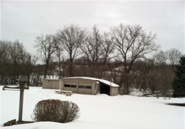 2nd image of N7595 Highway 162