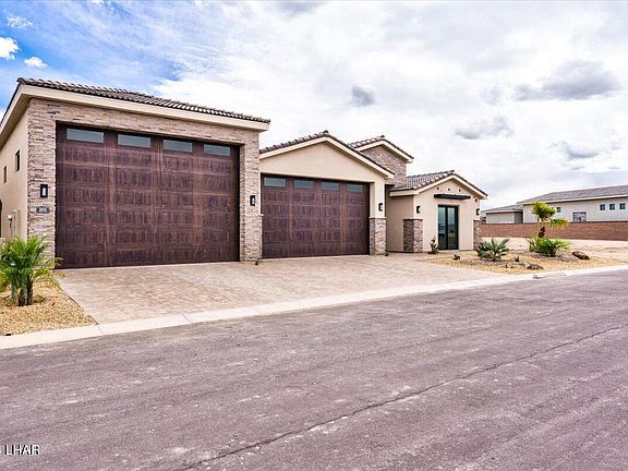 2nd image of 891 Bella Vista Dr