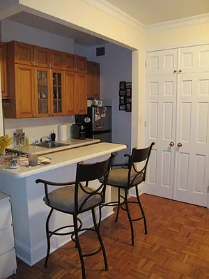 Rented by Metropolis Real Estate of Manhattan | media 2