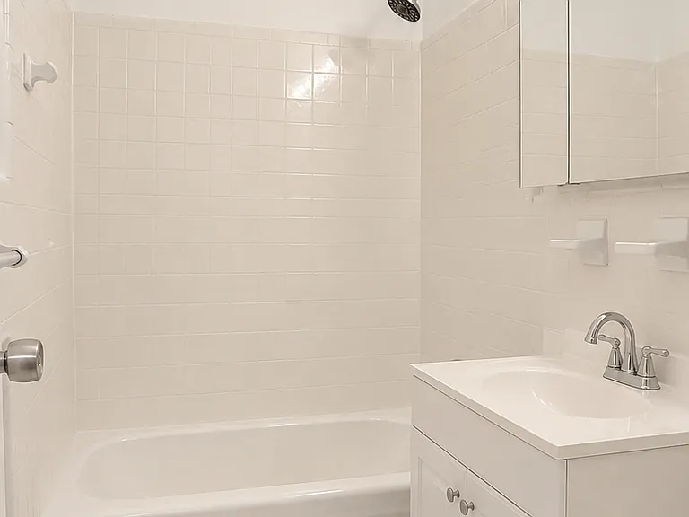 540 Ocean Pkwy #L1 — Photo 6