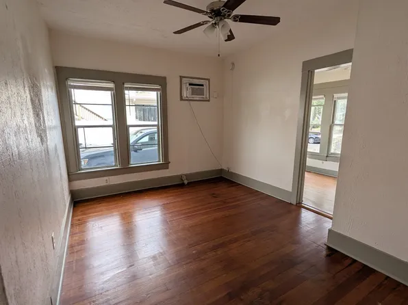 826 11th St N APT 1, Saint Petersburg, FL 33705