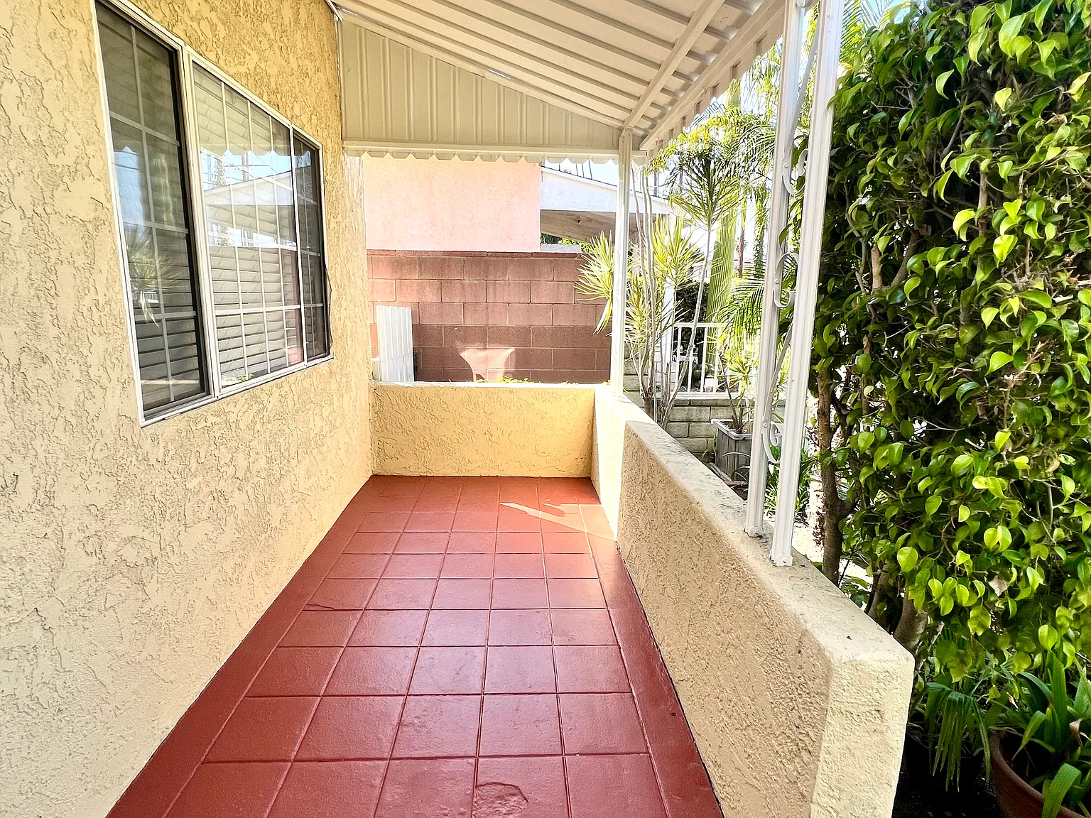 1/2 Seneca Ave, Los Angeles — Photo 4