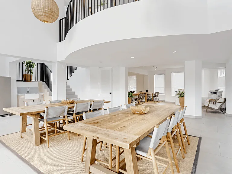 Sheridan Ocean Club Apartments — Photo 20