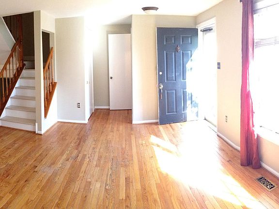 3rd image of 10607 Tuppence Ct