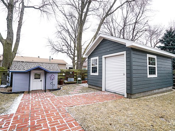 Shed and playhouse