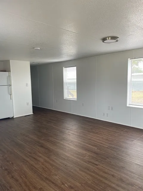 Building Photo - 100 Rod N Reel Ln