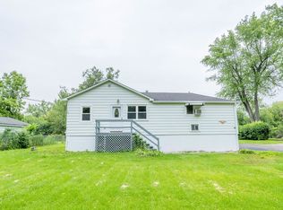 206 Waverly St, Spring Grove, IL 60081