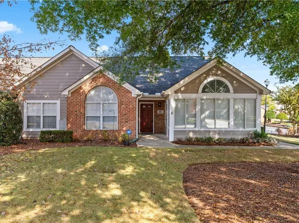 4404 Orchard Trce #4404, Roswell, GA 30076