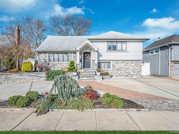 66 Virginia Avenue, Oceanside, NY 11572