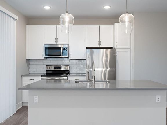 2nd image of 2265 Lafayette Park Dr #A7
