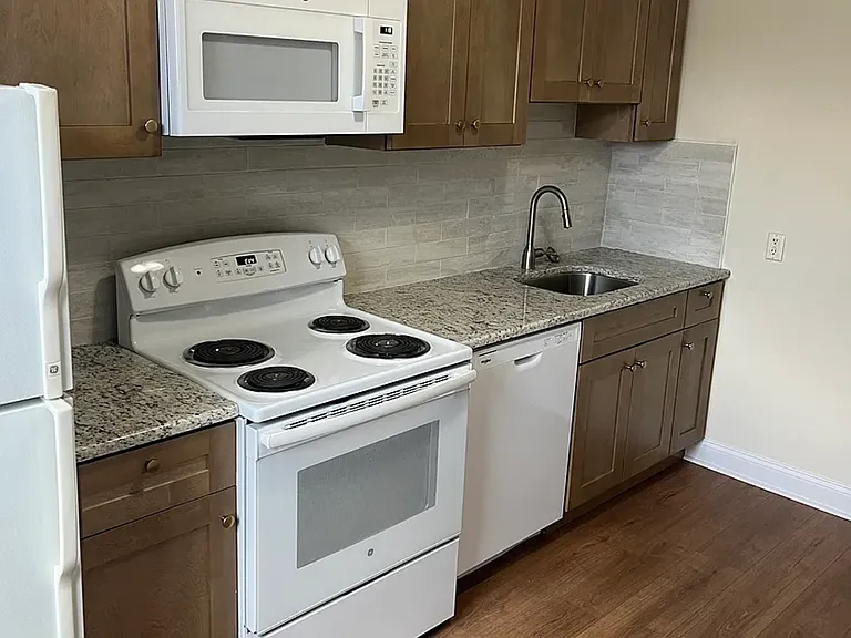 7320 Frontenac St #1 — Photo 1