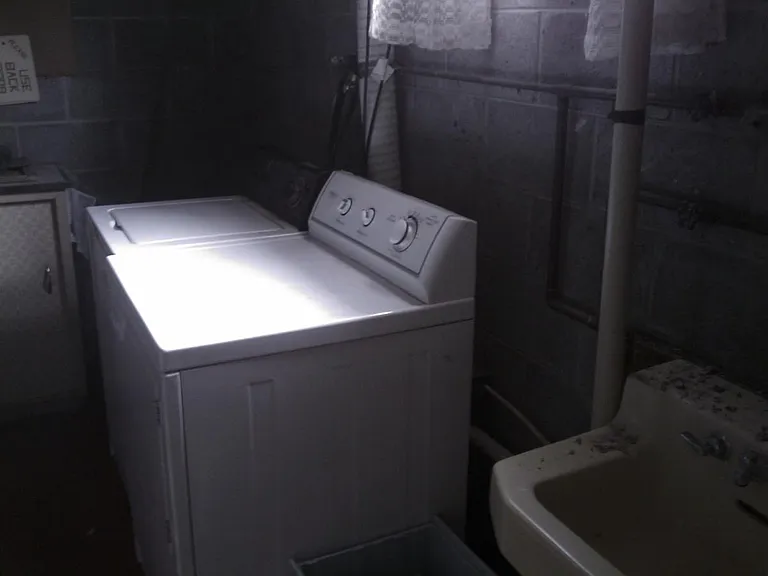 1020 E Bennett Ave #A — Photo 15