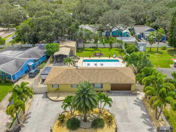 10922 52nd Ave N, Saint Petersburg, FL 33708