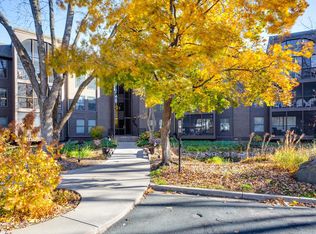 8441 Irwin Rd APT 105, Bloomington, MN 55437