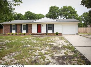 5902 Richfield Ave, Hope Mills, NC 28348