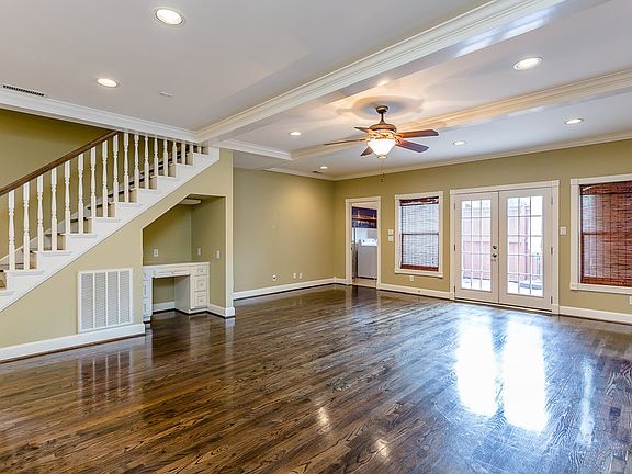 Additional Living Room