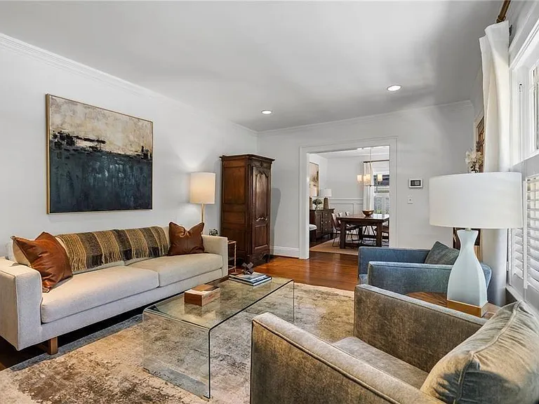 663 Yorkshire Rd NE — Photo 14