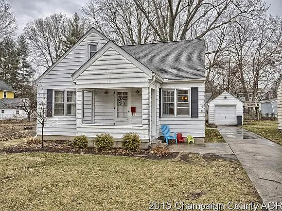706 S Maple St photo 1