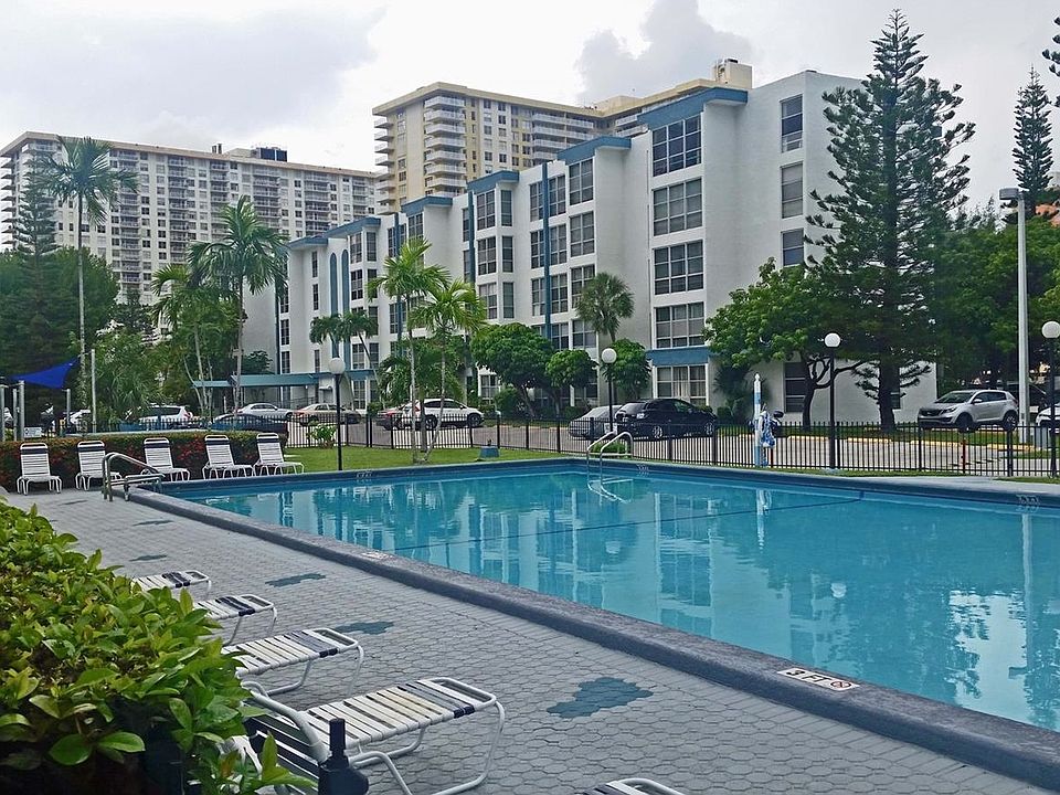 1st image of 17770 Atlantic Blvd #408