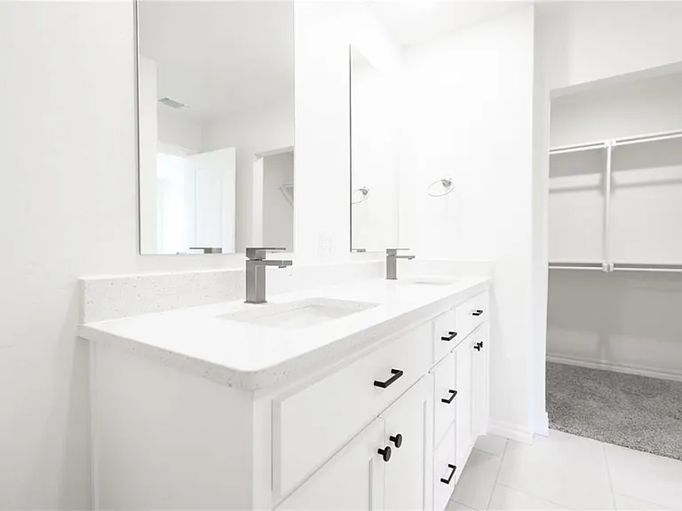 3224 Alameda St — Photo 10