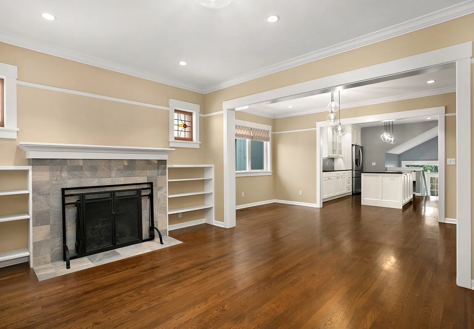3 bed, 2.5 bath, 1650 sqft, $4,295 — Photo 4