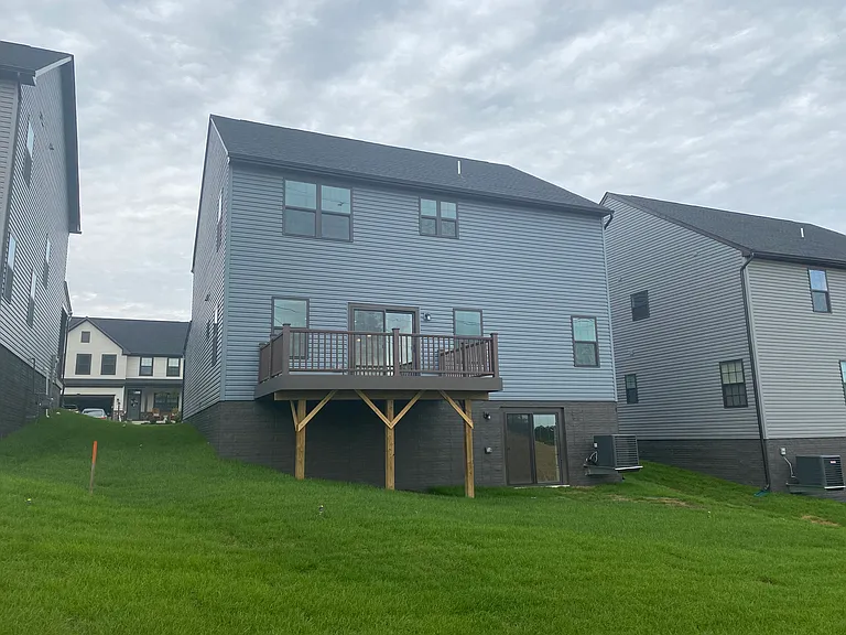 1009 Headquarters Way — Photo 12