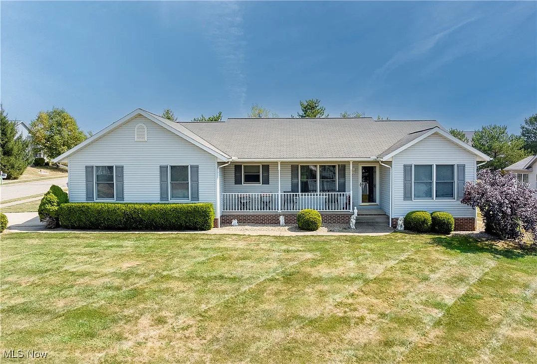 2595 Malone Ave SE photo 1