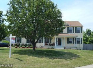2 Rochelle Ct, Fredericksburg, VA 22405