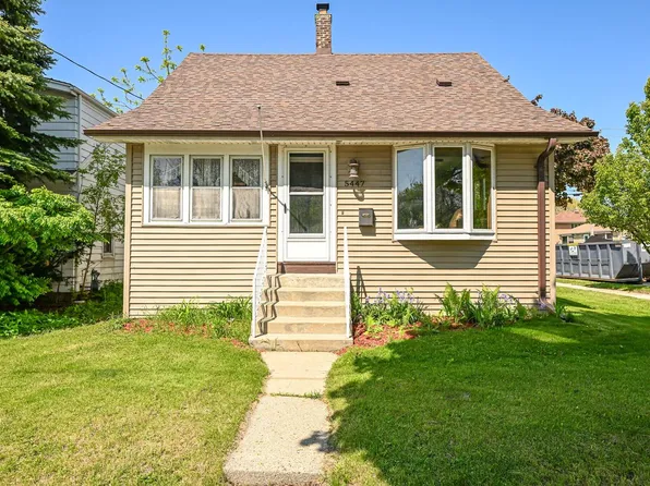 5447 South Lake DRIVE, Cudahy, WI 53110