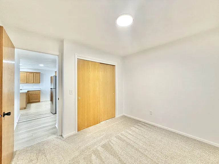1124-1126 Brown Dr #1124 — Photo 9