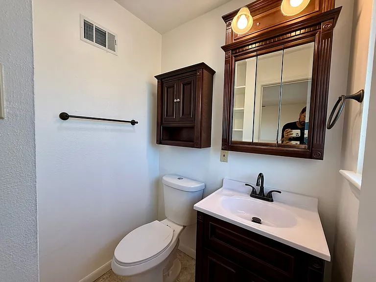 615 Loyola Dr — Photo 14