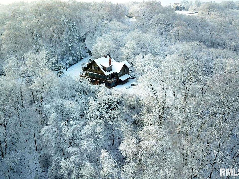 1st image of 4702 N Grandview Dr