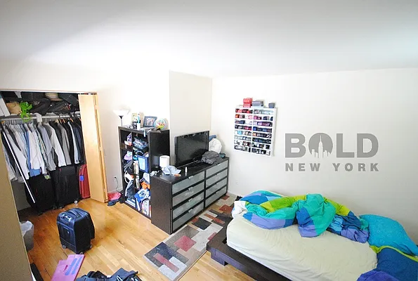 Rented by Bold New York | media 37