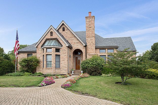 1st image of 26546 S Olivia Ct
