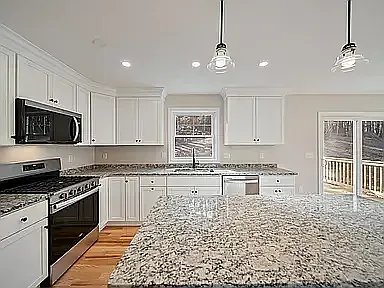 53 Kimball Hill Rd #B — Photo 2