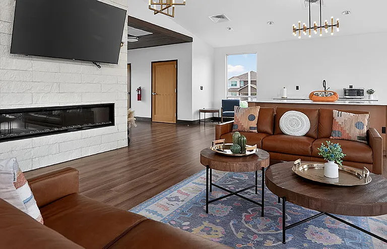 Vista at Avenida Rental Homes — Photo 14