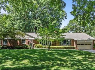5920 Reinhardt Dr, Fairway, KS 66205